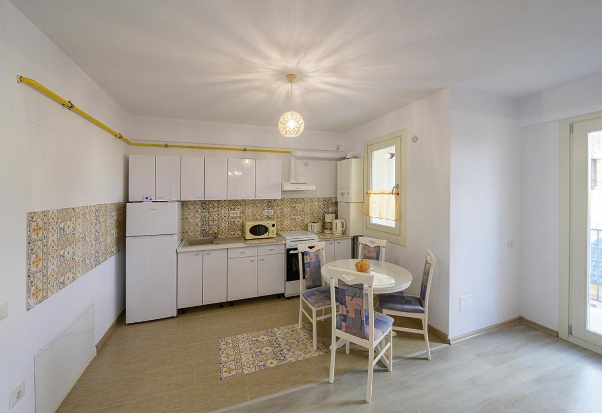 Apartament Laur Gura Humorului Extérieur photo